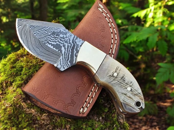 Custom Damascus Steel Skinning Knife with Sheep Horn Handle