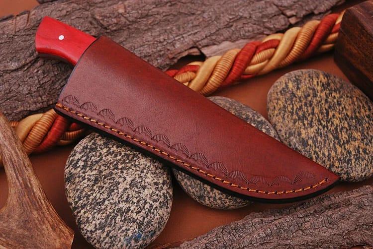 Custom Damascus Steel Blade Knife with Laminated Wood Handle   Image 4